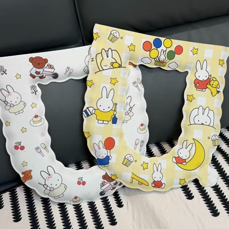 Miffy Rabbit Anime Two-Dimensi - Home Bathroom With Two Toilets บทวิจารณ์และราคา