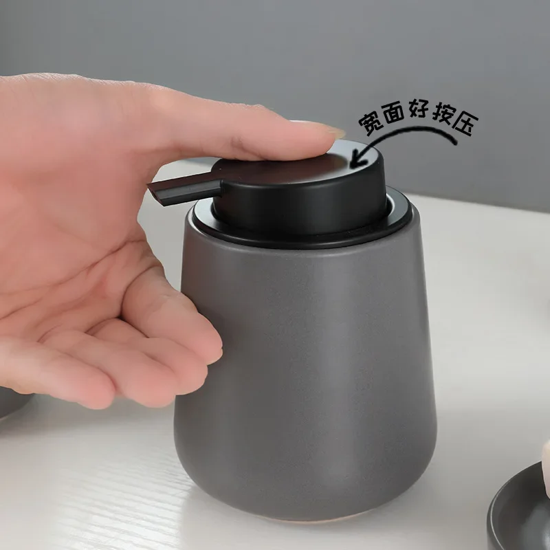 Dark grey Ceramic Bath Lotion  - Zara Home Bathroom Set บทวิจารณ์และราคา